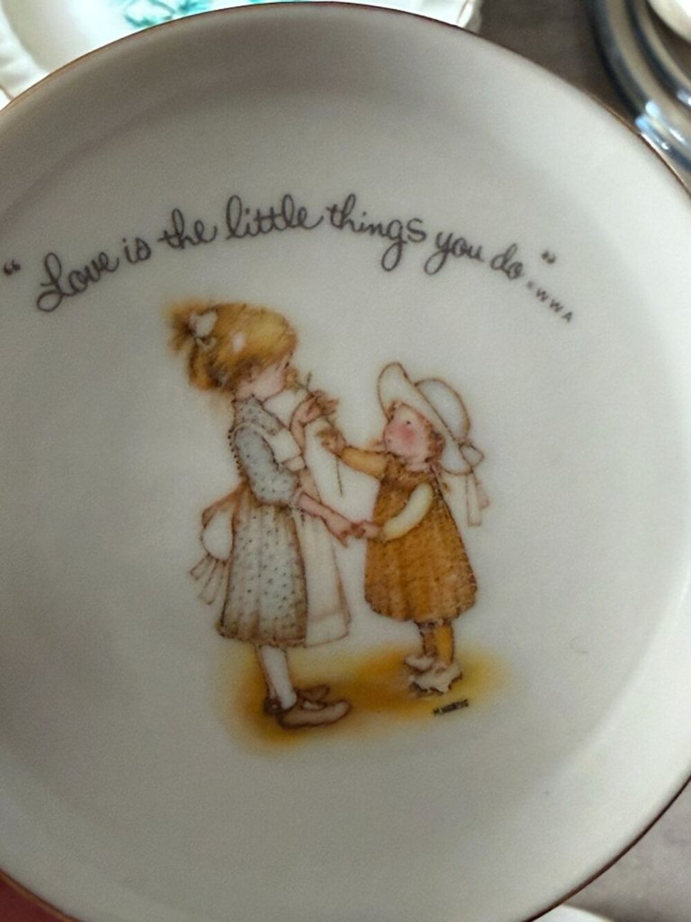 Vintage Holly Hobbie Set Five 3.5" Trinket Coasters Dishes Porcelain Japan 1973 - Picture 6 of 7